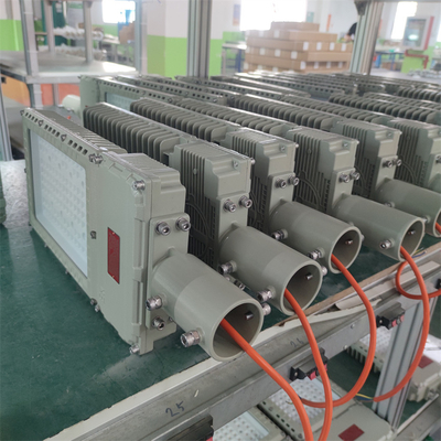 Ex Proof LED street Flood Light ATEX certified Flameproof Customizable IP66 180lm/watt for Gas plant
