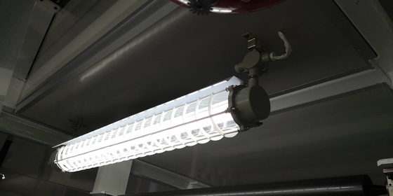 Explosion Proof Fluorescent Tube Lamp With Aluminum Alloy 18W 36W IP66 Atex Explosion Proof Linear Lighting