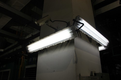 120-Degree Beam Angle explosion proof lighting LED Tube Fixture with Advanced Anodizing and &gt;80 CRI