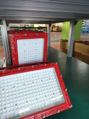 140lm/W Red Color Explosion Proof LED Lights With AC/DC Input And IP66 Rating