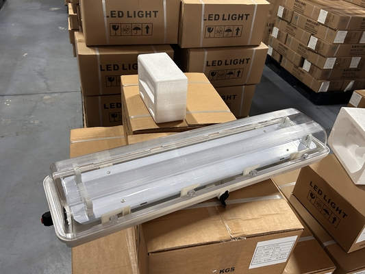 120-Degree Beam Angle Explosion Proof Led Tube Fixture Advanced Anodizing And &gt;80 CRI
