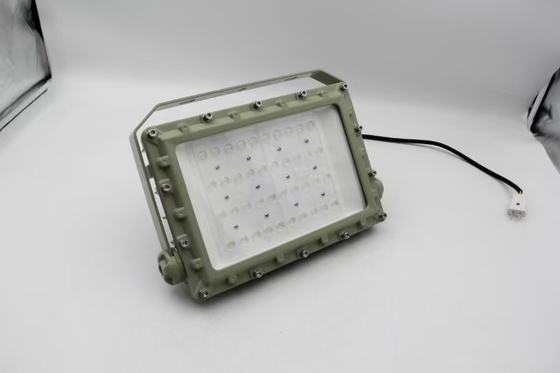 Petrochemical industries 135lumen / Watt 150w explosion proof led flood light for Zone1,2&amp;Zone21,22