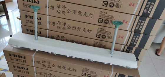 220 V 100lm/W 9w Explosion Proof Linear Light 50000h