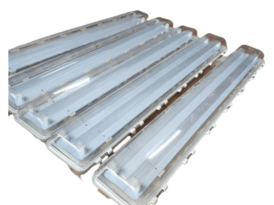 Corrosion proof Explosion Proof LED Linear Light Fixture for oilfield airport chemical industrial Div1