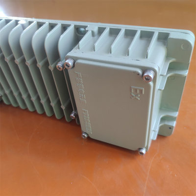 Explosion Proof LED Lamp Fixture RoHS ATEX IECEx for Harsh Environment industrial light 200Watt 295V