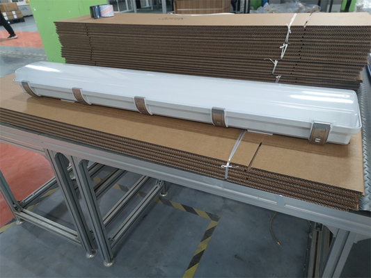 2*36W Explosion Proof Fluorescent Light IP66 WF2 Protection Level IECEx Approved For Zone1 2 Zone21 22 Hazardous Environment