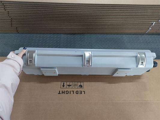 2*18w/2*36w Explosion Proof Fluorescent Light IP66 WF2 Protection Level High CRI Ra≥70