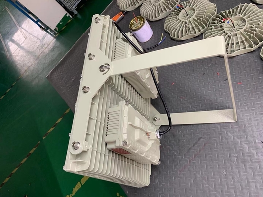 Customizable Voltage Explosion Proof LED Floodlight OEM Server AC90-380V