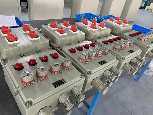 Powder Coated Vertical Mount Flameproof Electrical Control Panels for Industrial Protection