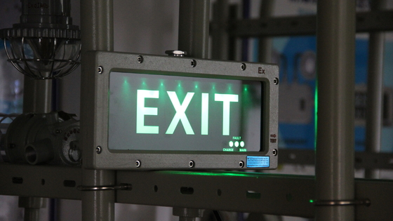 Zone1 Zone2 Ex-proof Exit Efficient Light for Oil and Gas Chemical Processing