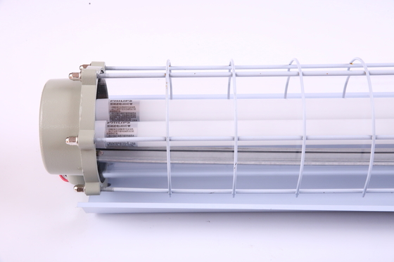 ATEX Explosion proof LED Linear Light Fixture 100lm/w IP66 For Wet Environments Zone 21 and 22 Corrosion Resistant Ex Db Eb IIC T6 Gb, Ex Tb IIIC T80°C Db Durable