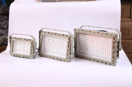 Voltage 100-277VAC Explosion Proof LED Flood Light Multi Choice of Beam Angle for 45° 90° 120° Range 50- 200