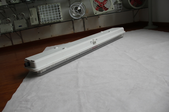 ATEX/IECEx/CNEX Approved Hazardous Area LED Fixture, IP66 Rated, 5-Year Warranty, Customizable Wattage and Size Durable BYS Series Explosion Proof Linear Light with Triple Certification