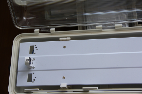 ATEX/IECEx/CNEX Approved Hazardous Area LED Fixture, IP66 Rated, 5-Year Warranty, Customizable Wattage and Size Durable BYS Series Explosion Proof Linear Light with Triple Certification