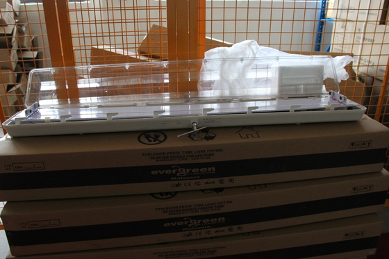 ATEX/IECEx/CNEX Approved Hazardous Area LED Fixture, IP66 Rated, 5-Year Warranty, Customizable Wattage and Size Durable BYS Series Explosion Proof Linear Light with Triple Certification